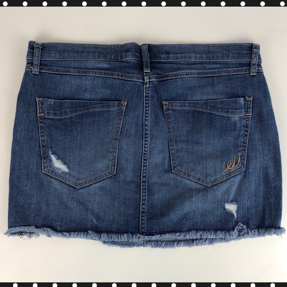 Express Denim Frayed Hem Cutoff Mini Skirt - Picture 2 of 8